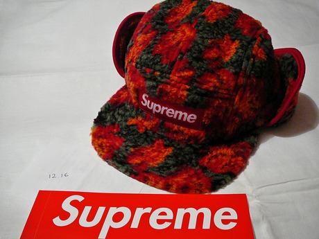 Supreme - Roses Sherpa Fleece Earflap Camp Cap - FW16» — Клуб FURFUR