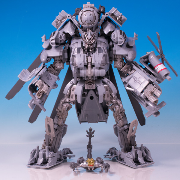 トランスフォーマー スタジオシリーズ ブラックアウト 変形編