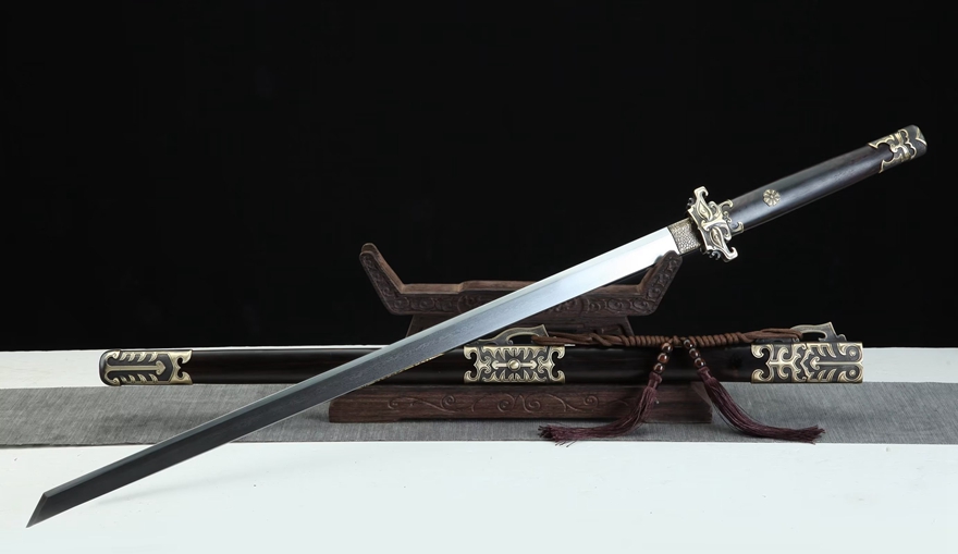 龙泉刀剑网_传统宝剑_手工菜刀_武士刀_清剑_唐剑_厂家官网