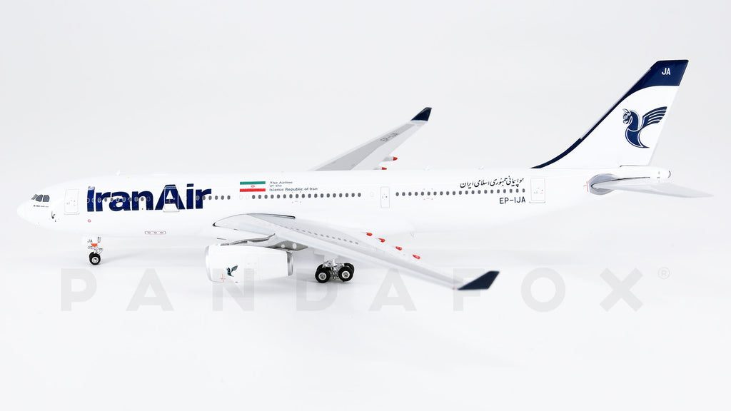 Iran Air Airbus A330-200 EP-IJA Phoenix 11373 Scale 1:400