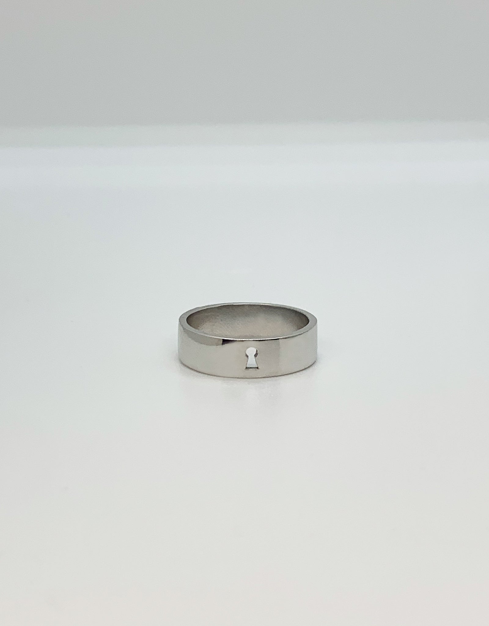 silver】key hole band ring 6｜PARCA -ロマンティックなvintageムード