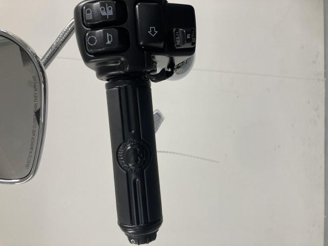 ハーレーダビッドソン ブレイクアウト ヒートグリップ取付