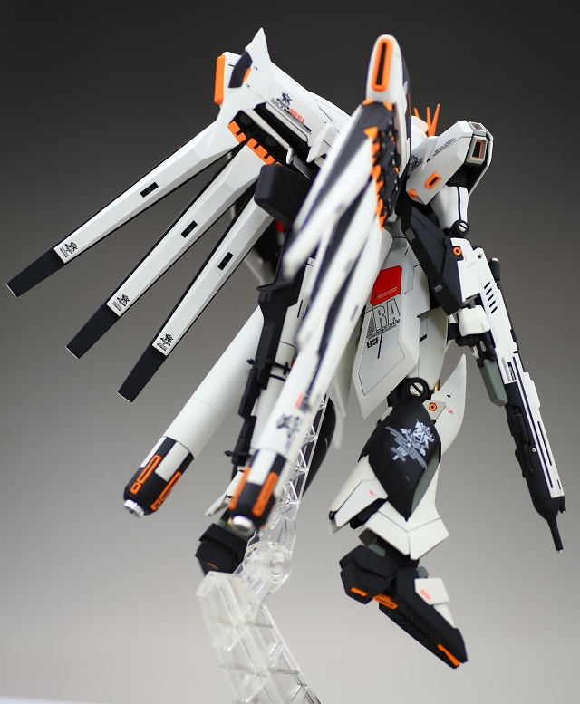 MG ハイニューガンダムVer.Ka ニューガンカラー仕様 V39【ぷらもっち】