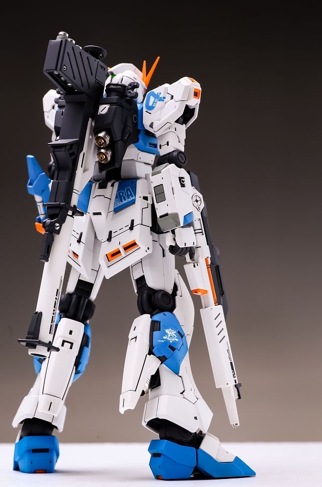 RG 1/144 ニューガンダム・ソリッドスカイ仕様 W14【ぷらもっち】