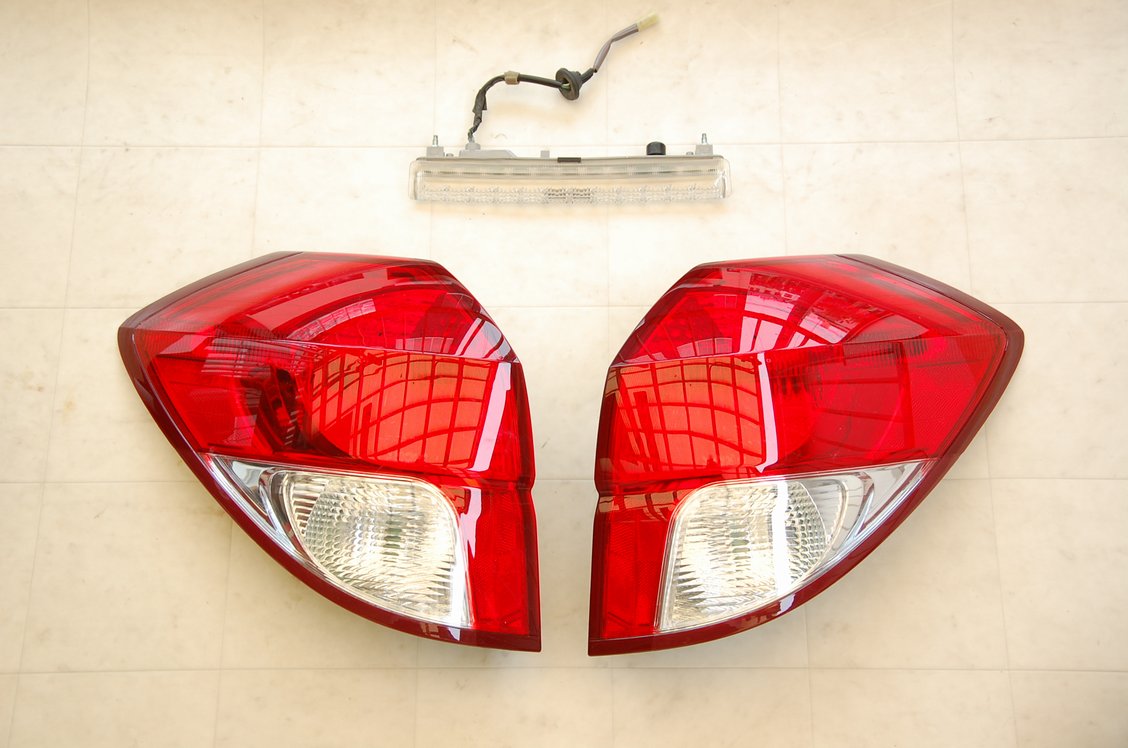 レガシィテールランプ（from新潟）スモーク塗装承ってます | プロ