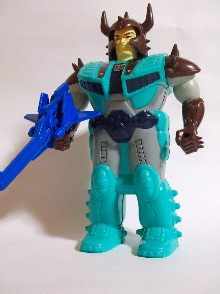 何度も何度も蘇る不死身のトランスフォーマー。プリテンダー スター