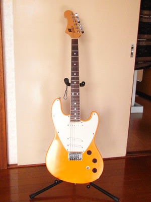 オレンジ色のGRECOブギーBG600 | もじょかギターねっ。。