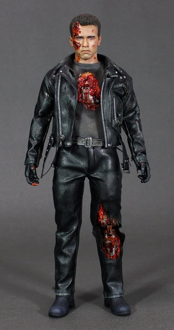 ホットトイズ T-800 バトルダメージ版 レビュー | Cineastの