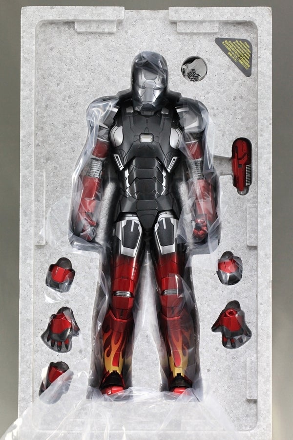 ホットトイズ アイアンマン3 ホットロッド マーク22 レビュー | ひろ