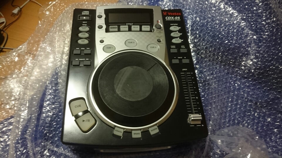 Vestax CDX-05 レビュー | D3ログ 〜機械とお酒と音楽と〜