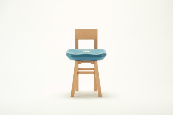 新たな形で未来へつなげる、国立競技場の記憶を留めた椅子。｜Pen Online