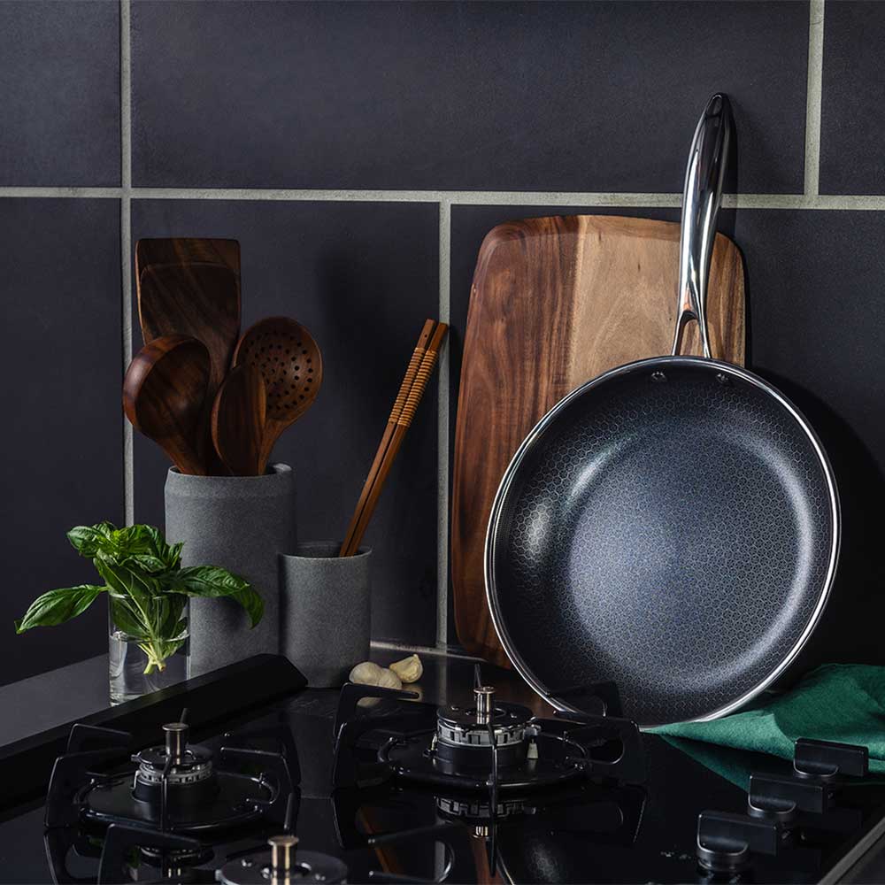 HexClad（ヘックスクラッド）ハイブリッド フライパン（Hybrid Pan