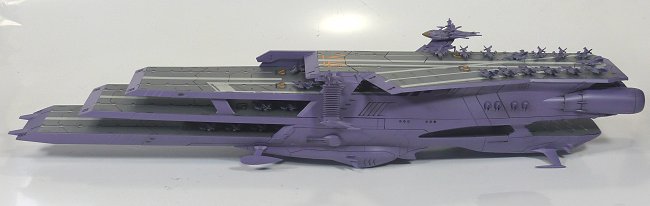 ガイペロン級多層式航宙母艦<ランベア> 1/1000