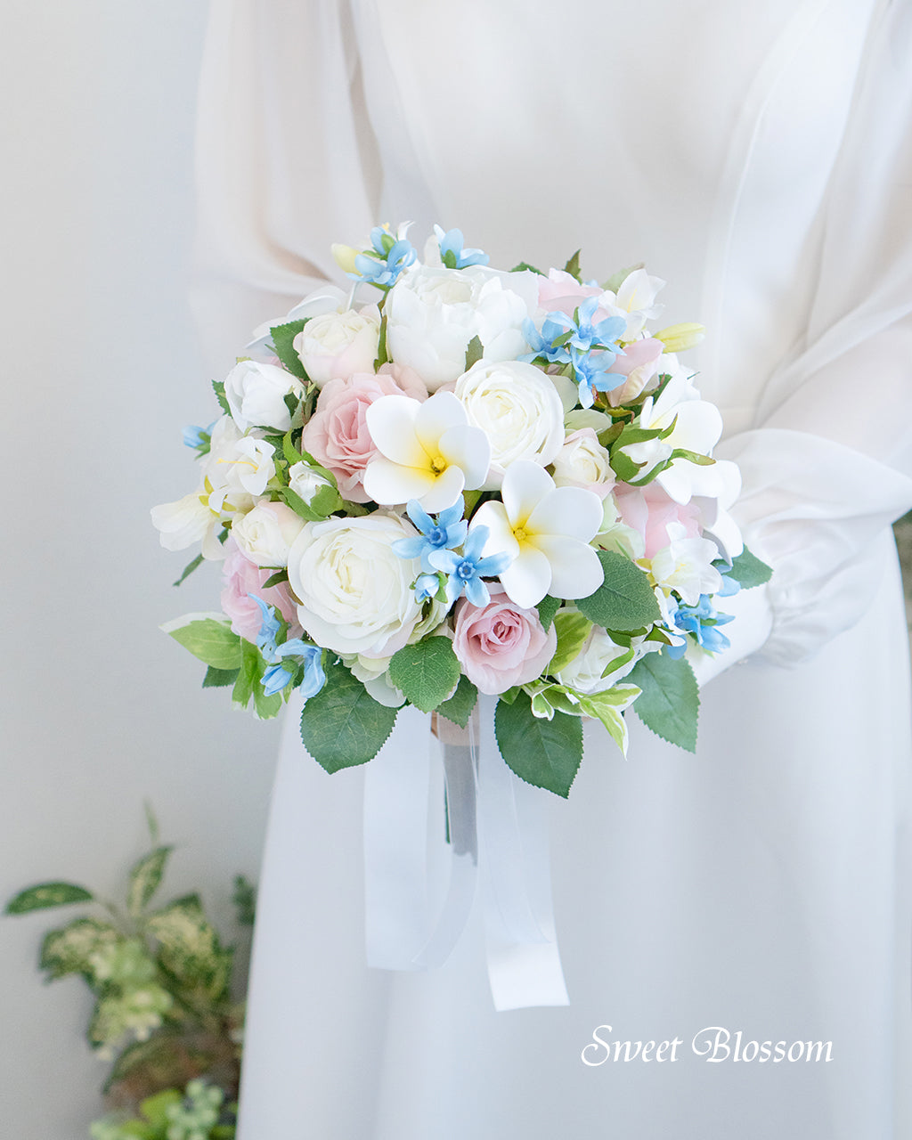 白と水色のさわやかブーケ【アーティフィシャルフラワーのウェディング