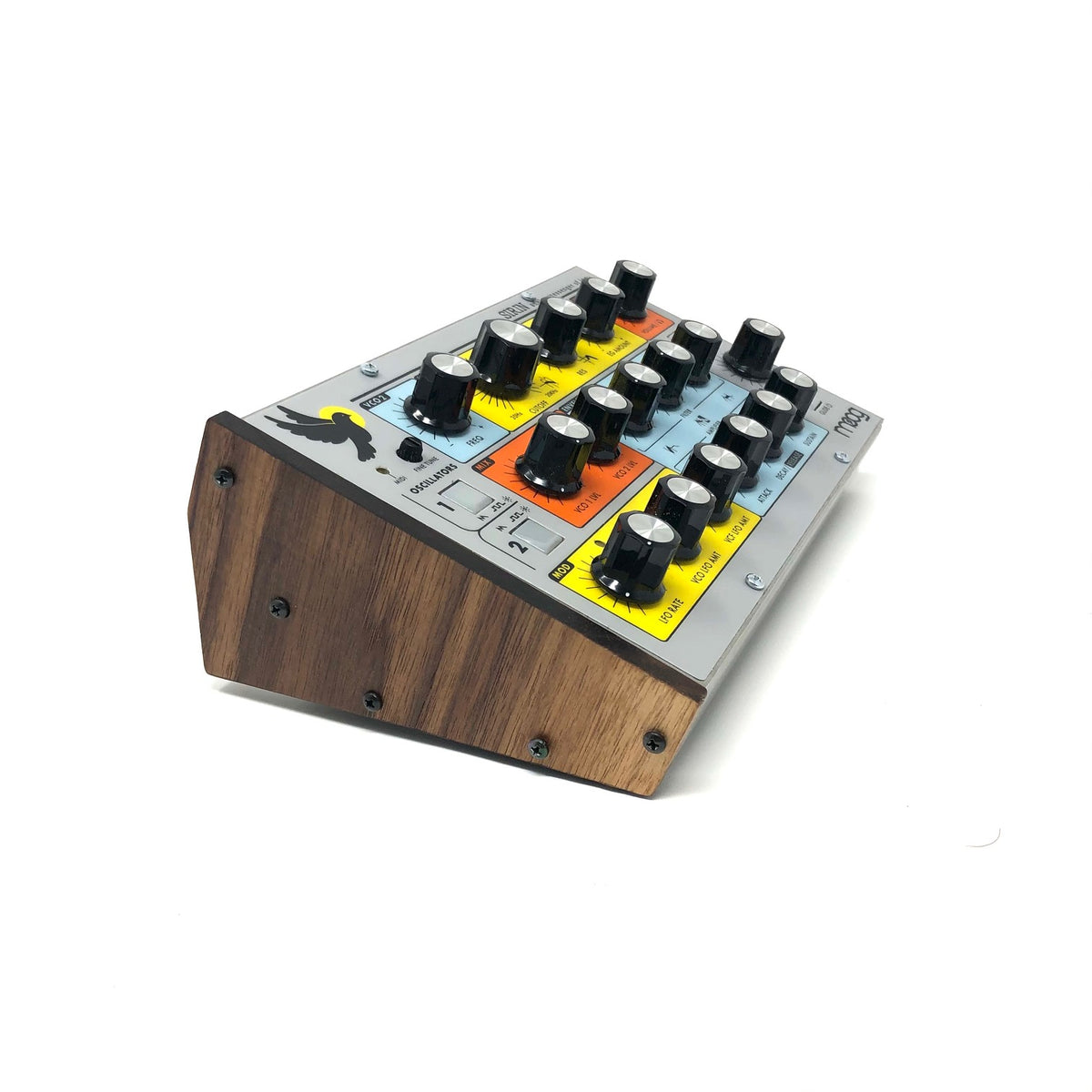 Moog Minitaur & Sirin Wood Side Panels – Synthcraft