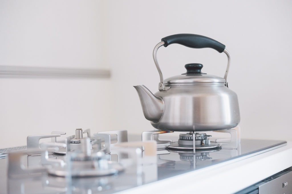 再入荷！！】柳 宗理 ステンレスケトル つや消し – 佐藤商会 ONLINE STORE