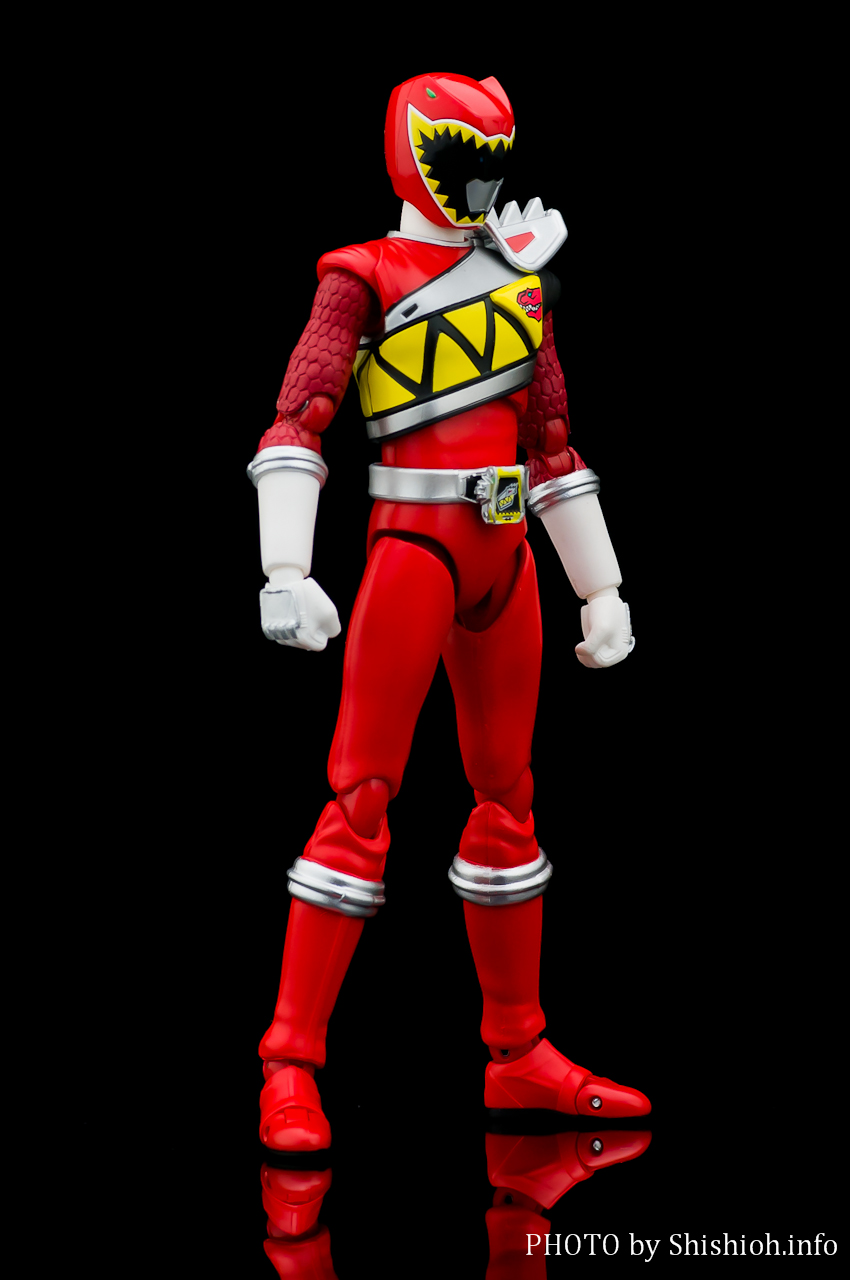 レビュー】 バンダイ S.H.Figuarts キョウリュウレッド [獣電戦隊