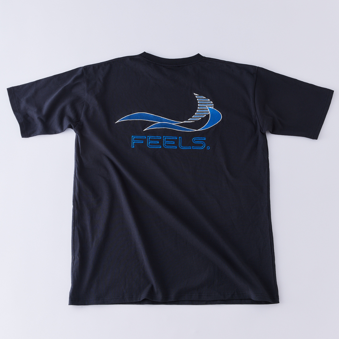 STITCH T-SHIRT BLACK – FEELS.