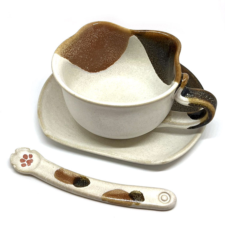 布引焼窯元］森のこみち「猫の形がかわいい！」香箱座り猫のカップ