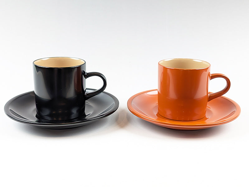 輪島塗 ペアーコーヒーカップ 洗朱・黒内白塗無地 – 漆陶舗あらき