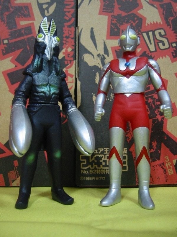ウルトラマンVSバルタン星人 | ソフビマニア - 日本最大のソフビ検索