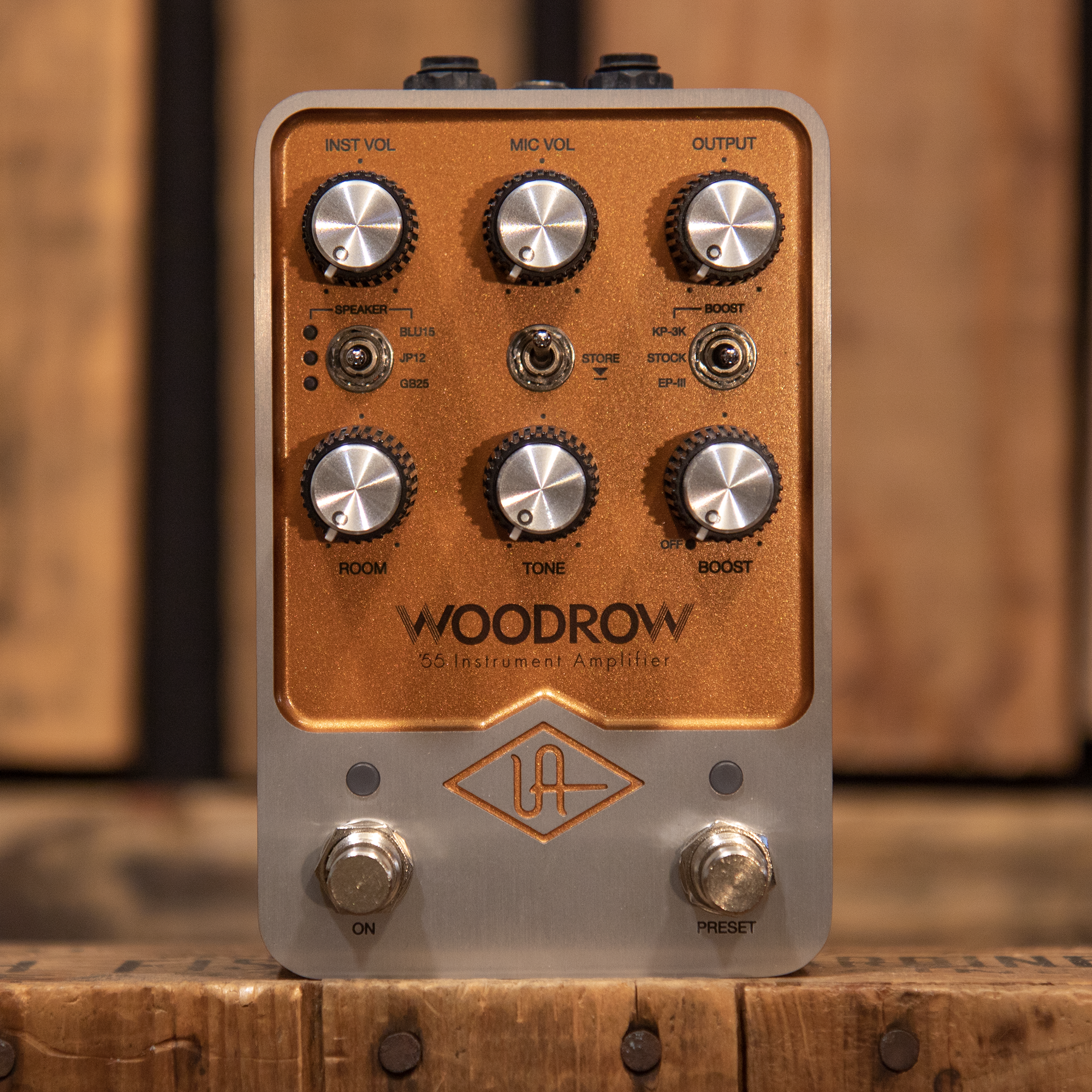Universal Audio Woodrow '55 Instrument Amplifier Pedal