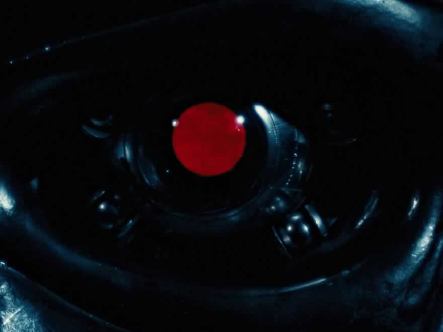 エンドスケルトンの象徴である眼球(センサー部)の発光についての考察