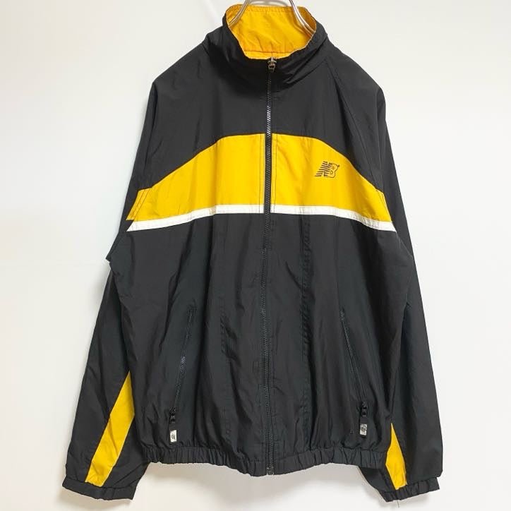 着 used New Balance ニューバランス 長袖ハイネックナイロン