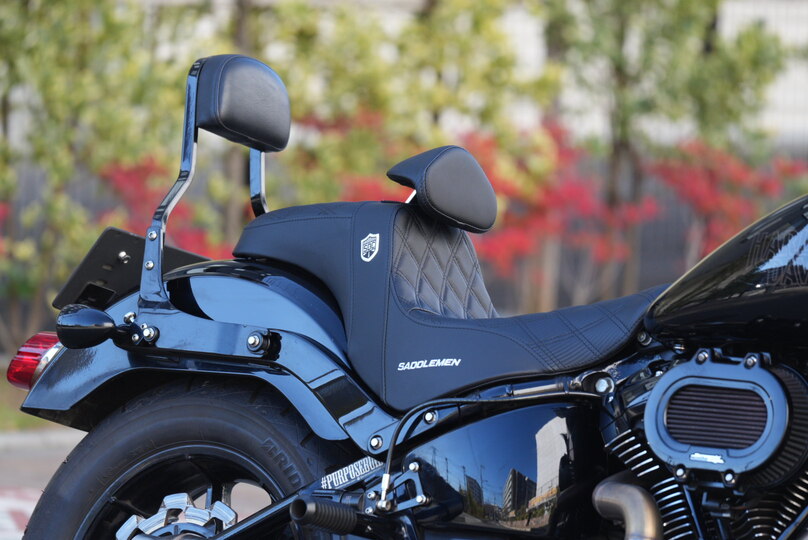 FXLRS】ローライダーSのシートをSADDLEMEN×SDCに交換しました！ | HD-Life