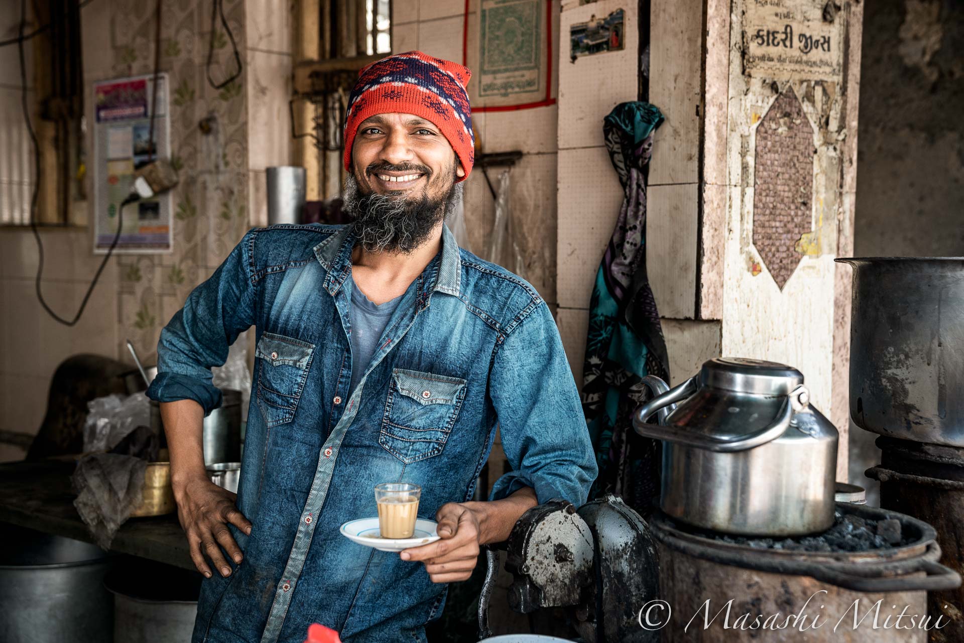 神様から与えられたヒゲ | たびそら 写真家・三井昌志