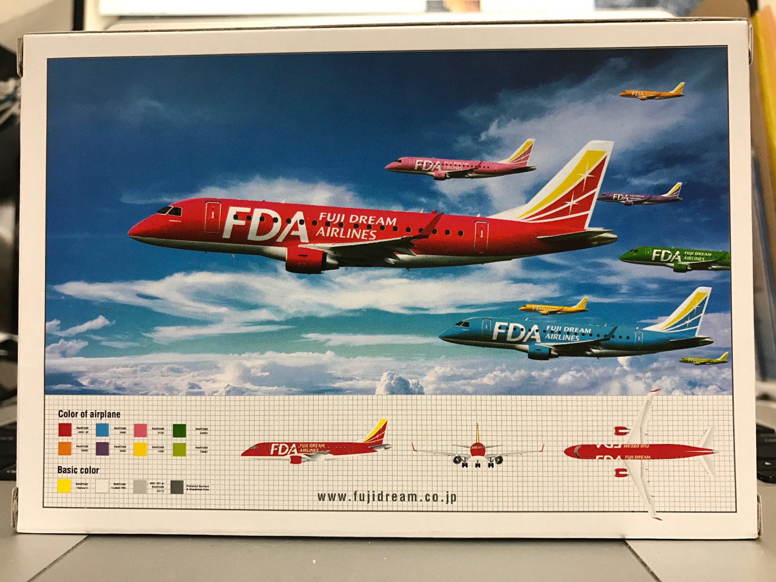 FDA（フジドリームエアラインズ）1/300 エアクラフトモデル（ゴールド