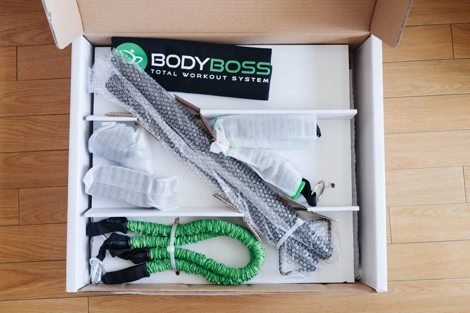 身体を鍛えて夏を迎えにいこう。元器械体操部が持ち運べるジム