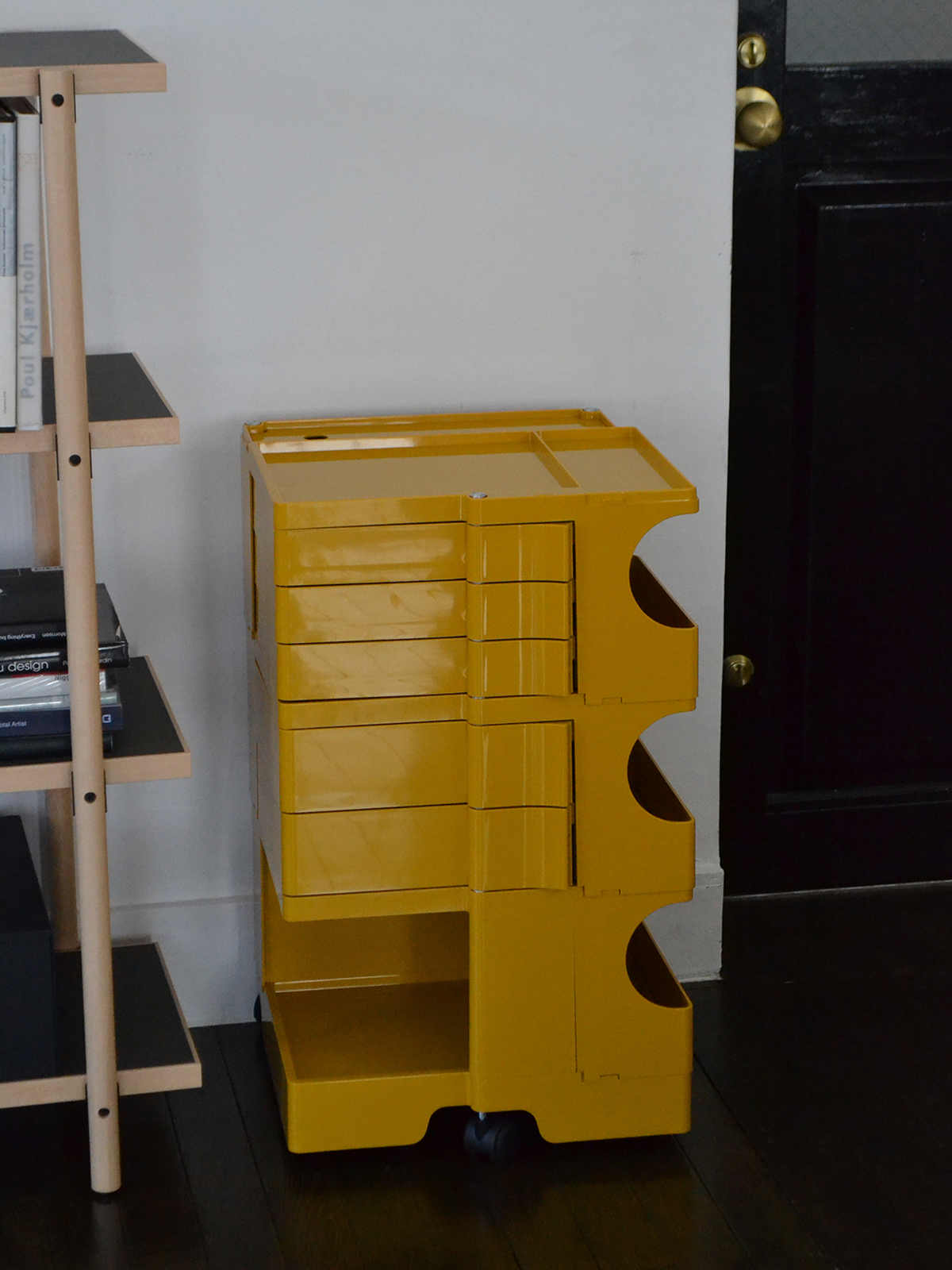 ボビーワゴンに2つの新色が登場 - METROCS Tokyo