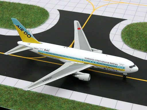 GeminiJets 767-200 AIR DO エア・ドゥ あさひかわ JA8251 1/400