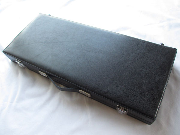 和楽器 ＞ 筝（お琴） 付属品 小物 ＞ 17絃 お箏(お琴)用 白象 琴柱