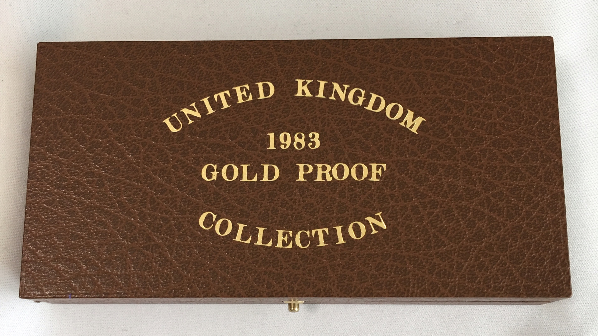 1983年グレートブリテン プルーフソブリン金貨3枚セット箱付き | 生産