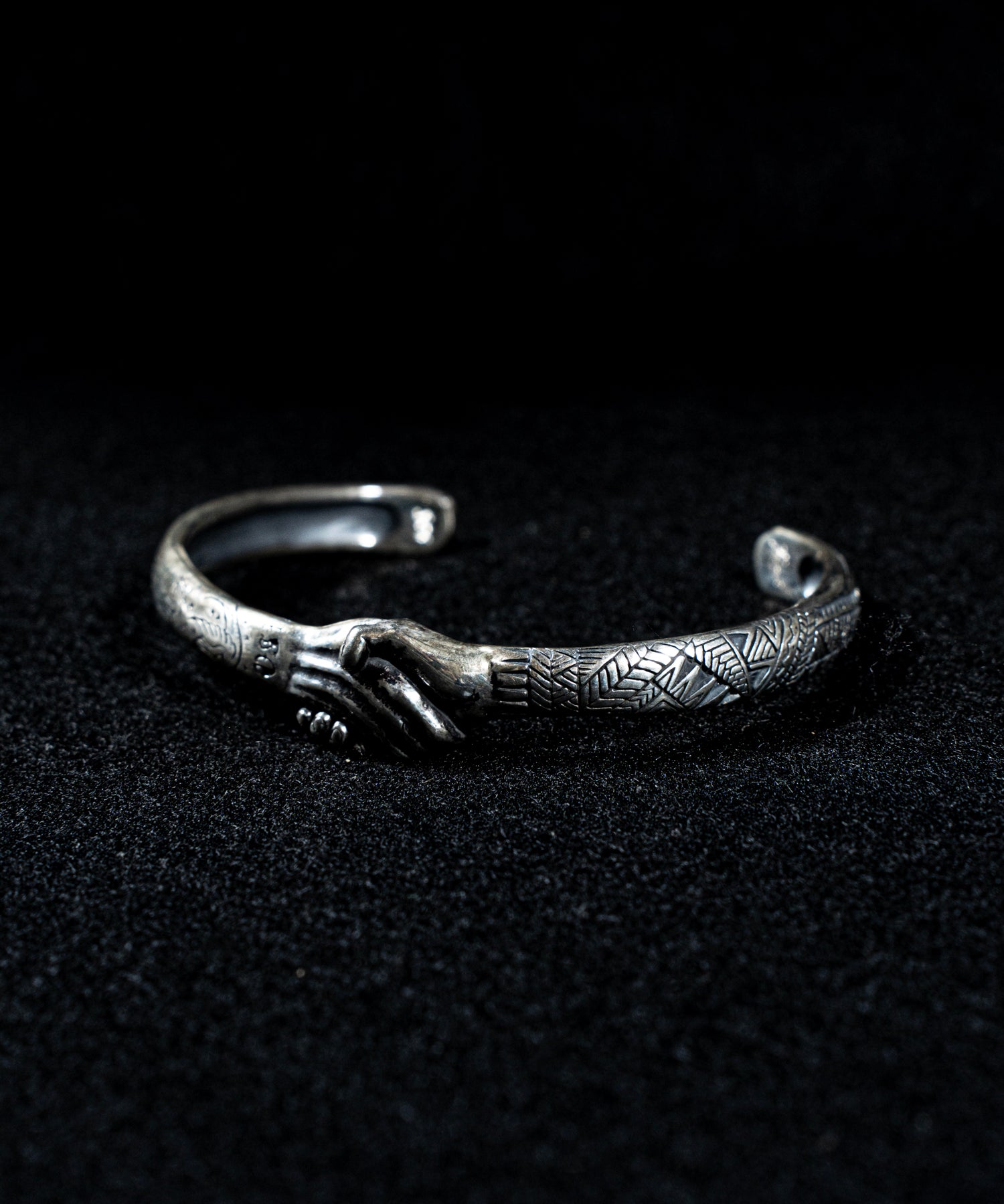 ROSH （ロッシュ）Shake Hands Bangle Silver – TRAPNEST ONLINE STORE