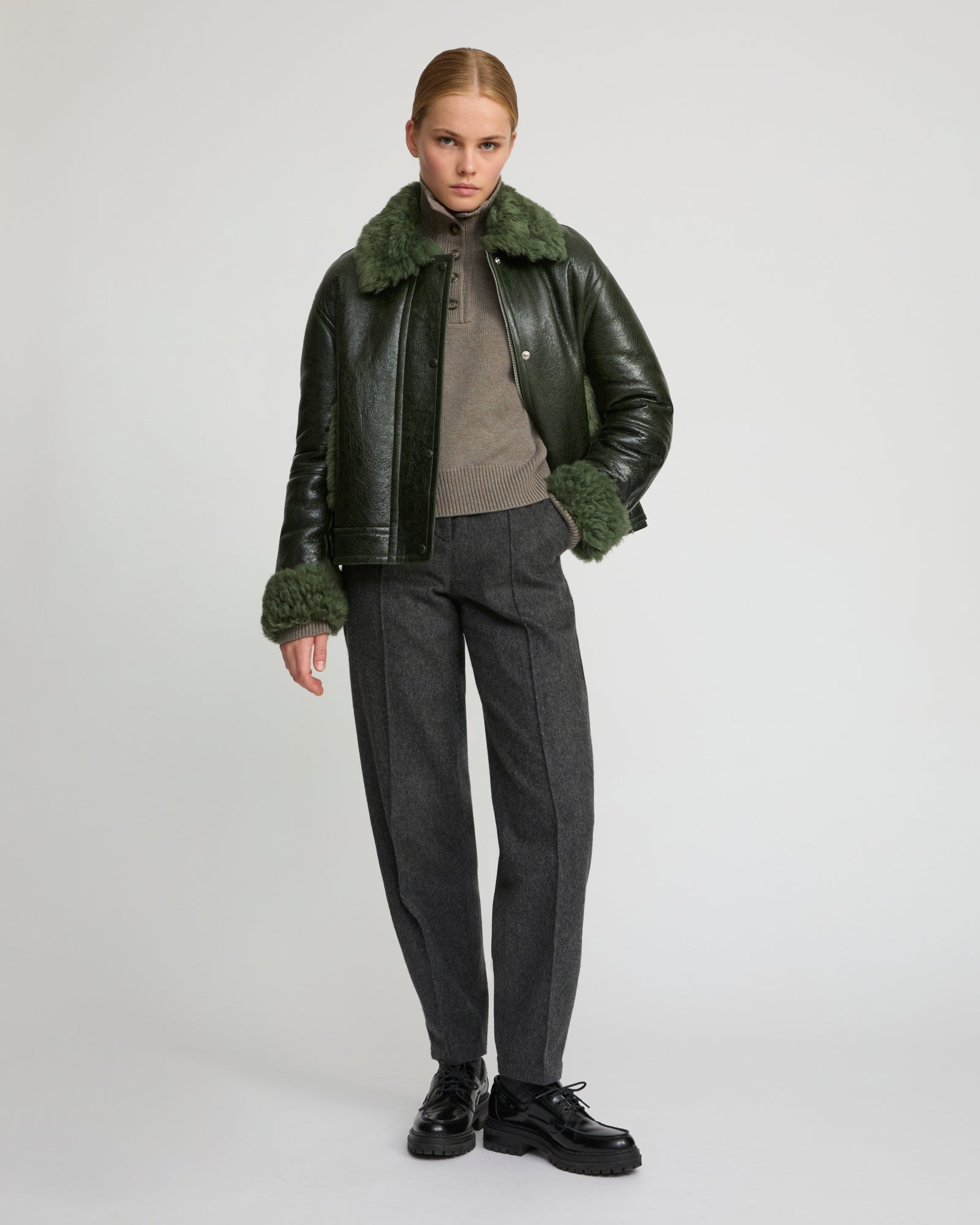 Short jacket in curly Tuscan shearling - green - Winter sale