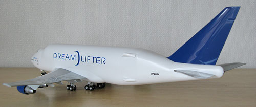 1/200 ホーガン・ウイングス B747LCFドリームリフター