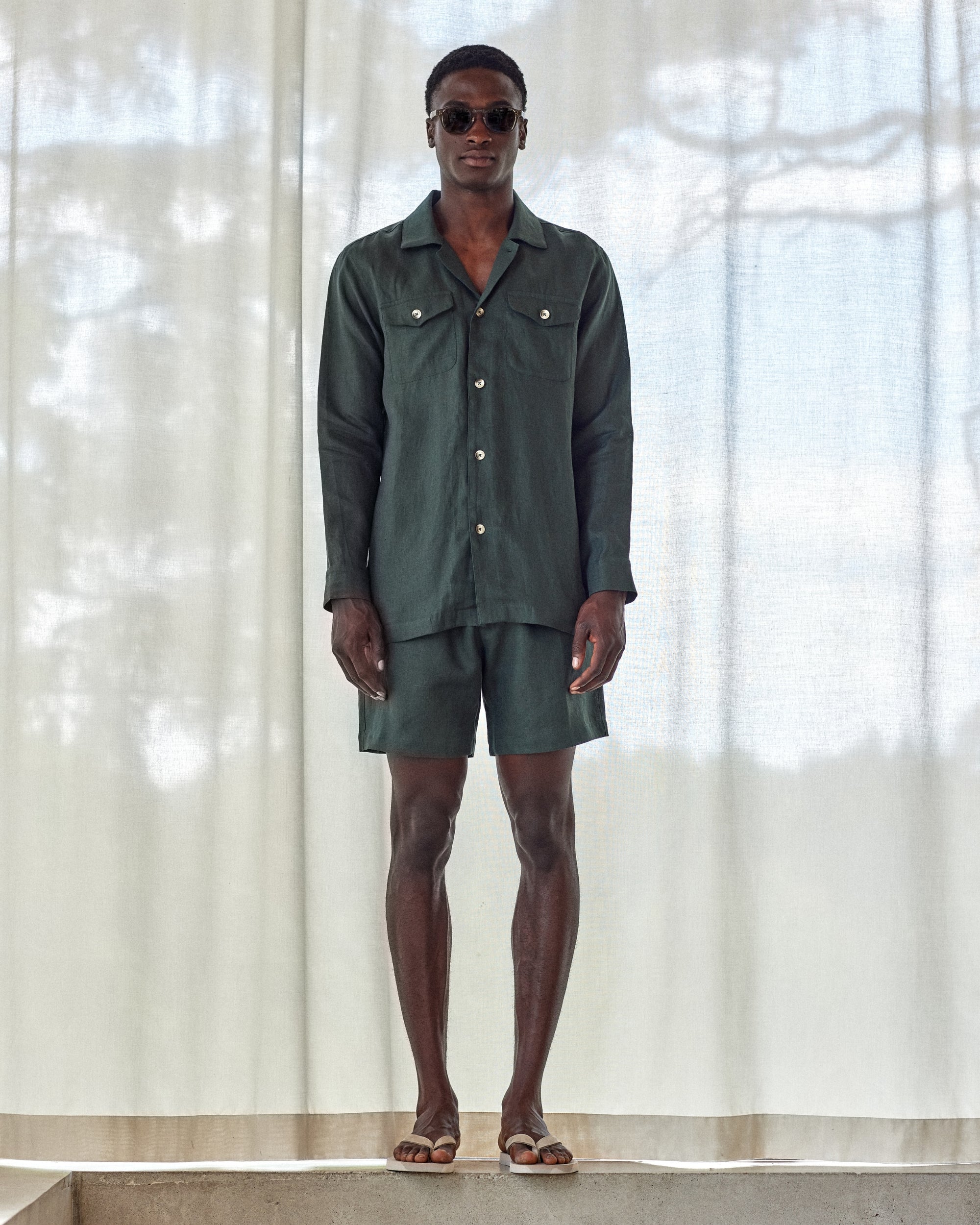 Linen Overshirt Eucalyptus – THE RESORT CO