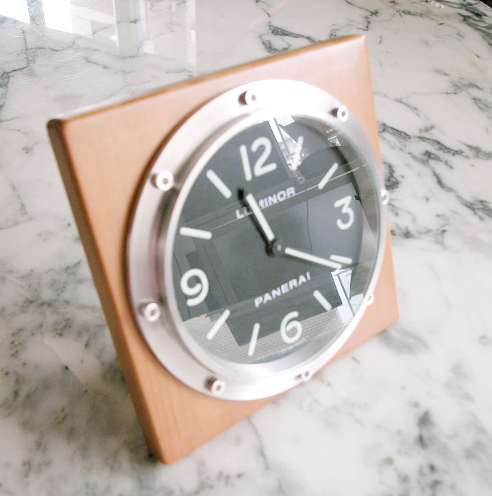 パネライ ルミノール掛け時計 PANERAI pam00151