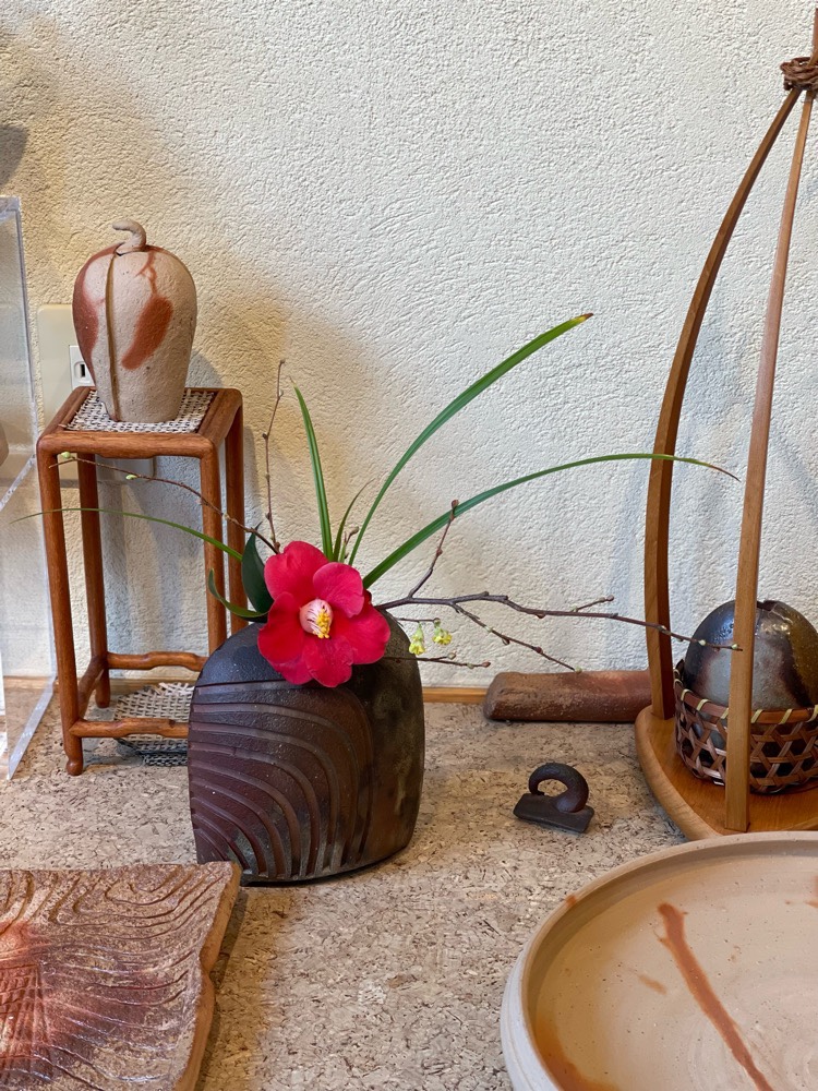 花 | 備前焼窯元 小西陶古