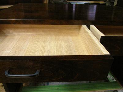 無垢テーブル・座卓桐たんす和家具製作と漆塗り京都の大東漆木工