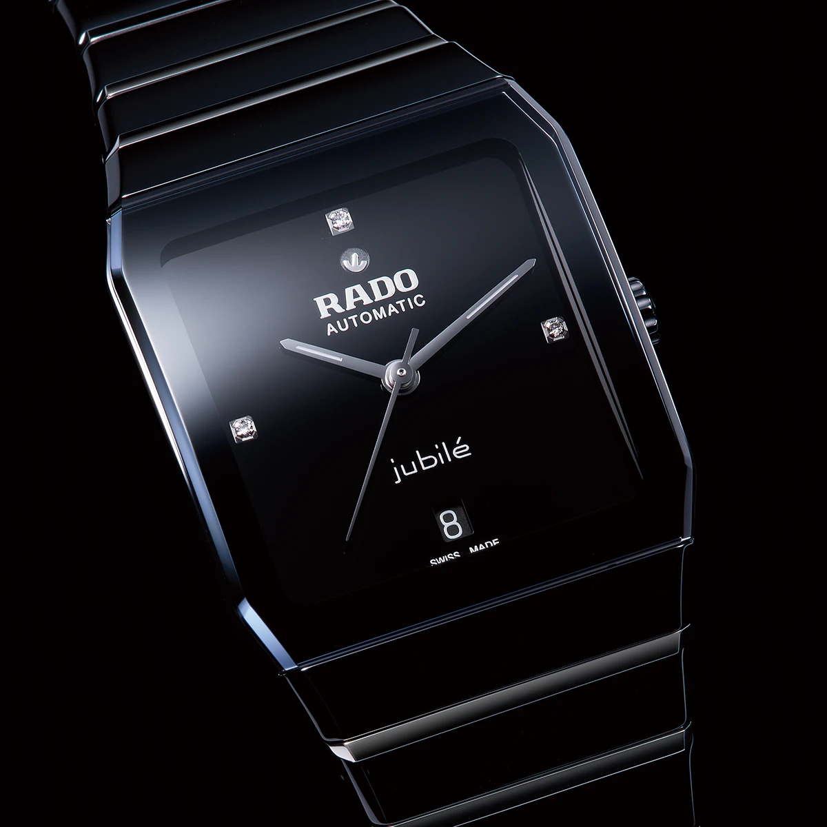 ラドー「アナトム」深化したセラミックデザインの到達点 | 高級腕時計