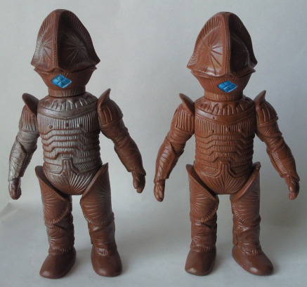 真水稔生の『ソフビ大好き！』 第99回「美しき侵略者・その2」