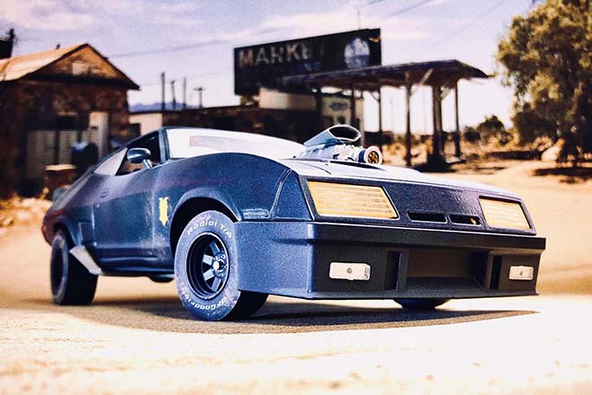 メインフォース・パトロールのインターセプターたち【1/18 MAD MAX