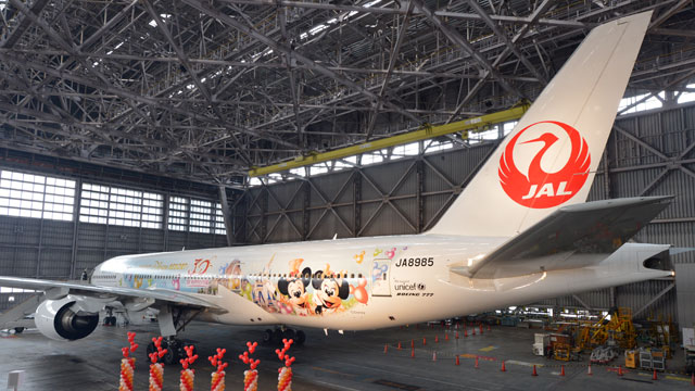 JAL、ディズニー特別塗装機「ハピネスエクスプレス」国内線就航 TDR30周年