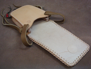 革製品・革財布のビーズ屋公ちゃん｜カスタムメディスンバッグ