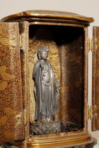 厨子入銀造阿弥陀如来像／滋賀県立琵琶湖文化館 The Museum of Shiga