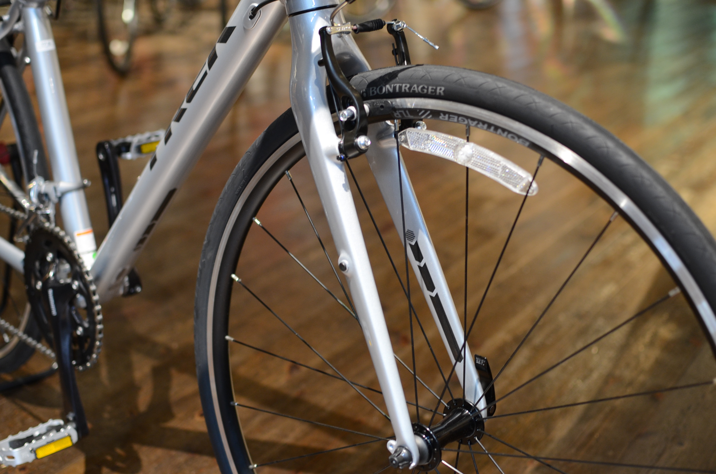 トレック FX S4 2017年モデル スポーティーなクロスバイク！ | BRENDA